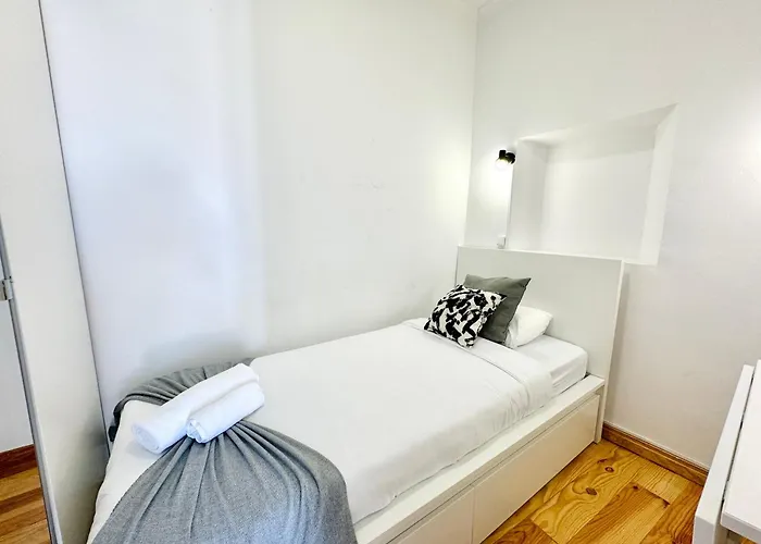 ホームステイ Solmar House *