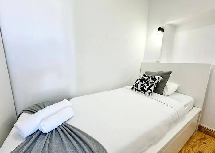 Solmar House ホームステイ リスボン