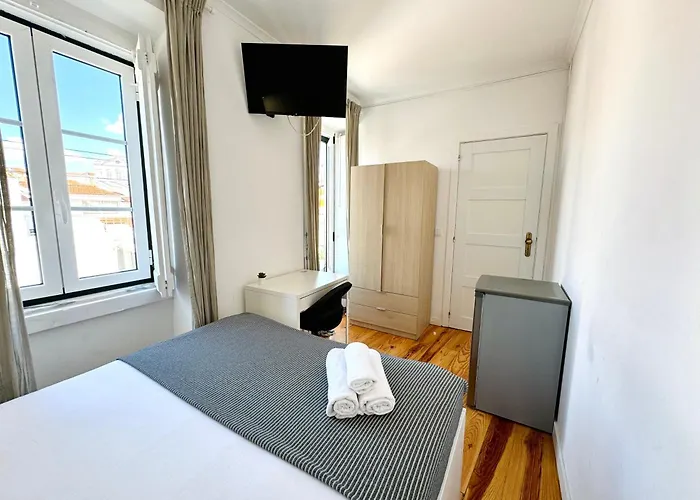 ホームステイ Solmar House *