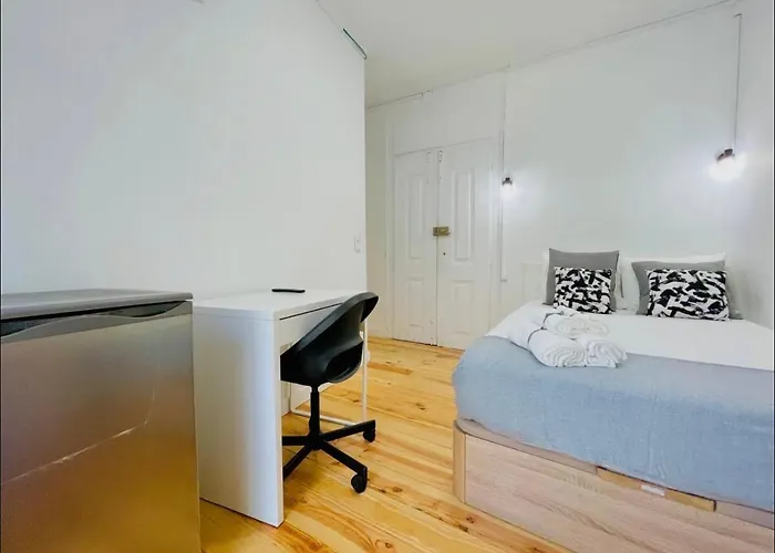 ホームステイ Solmar House リスボン